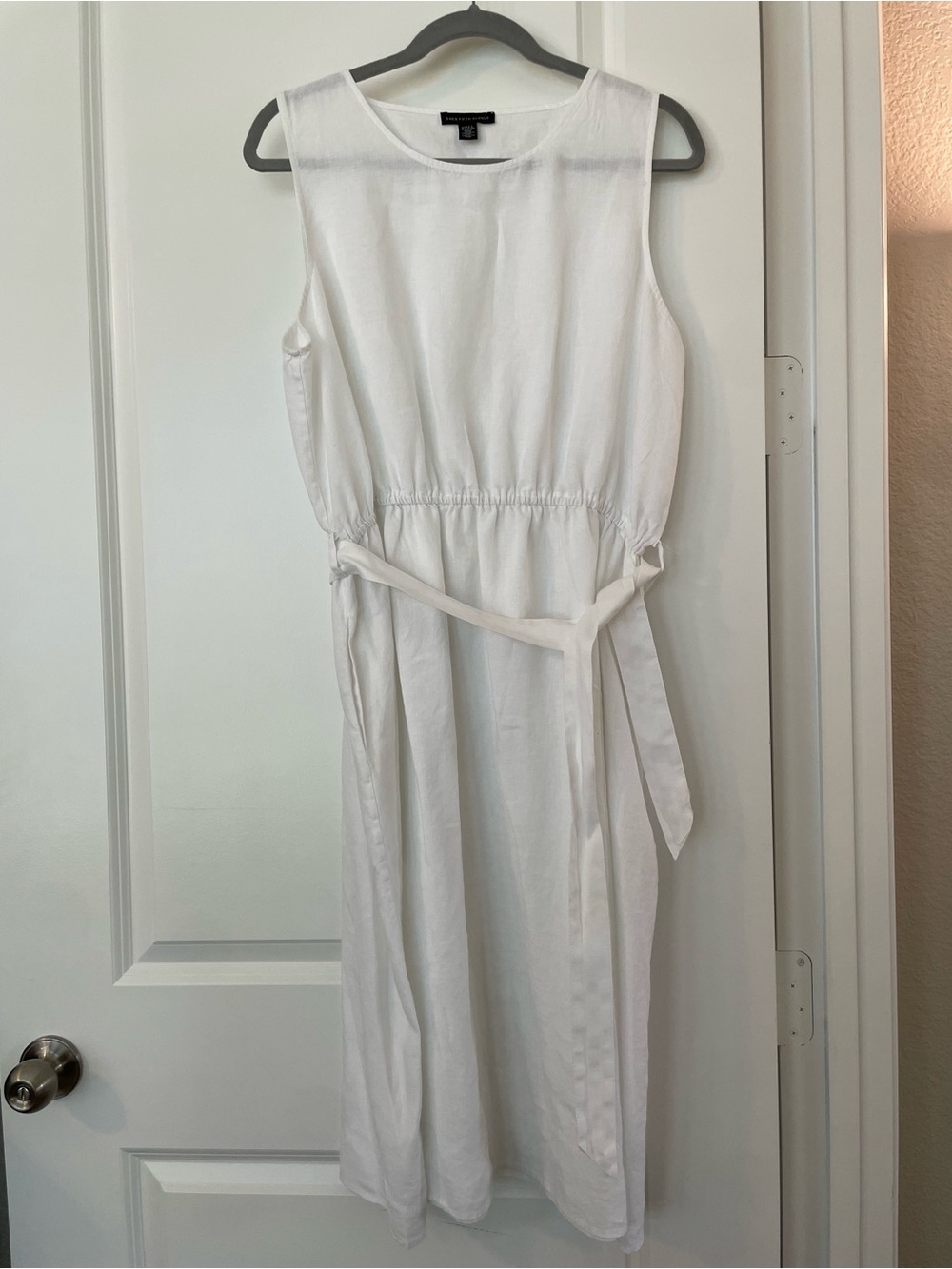 Saks Fifth Avenue White Sleeveless Midi Dress with Waist Tie